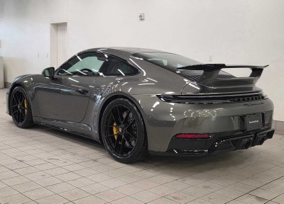 2026 Porsche 911 Carrera 4 GTS
