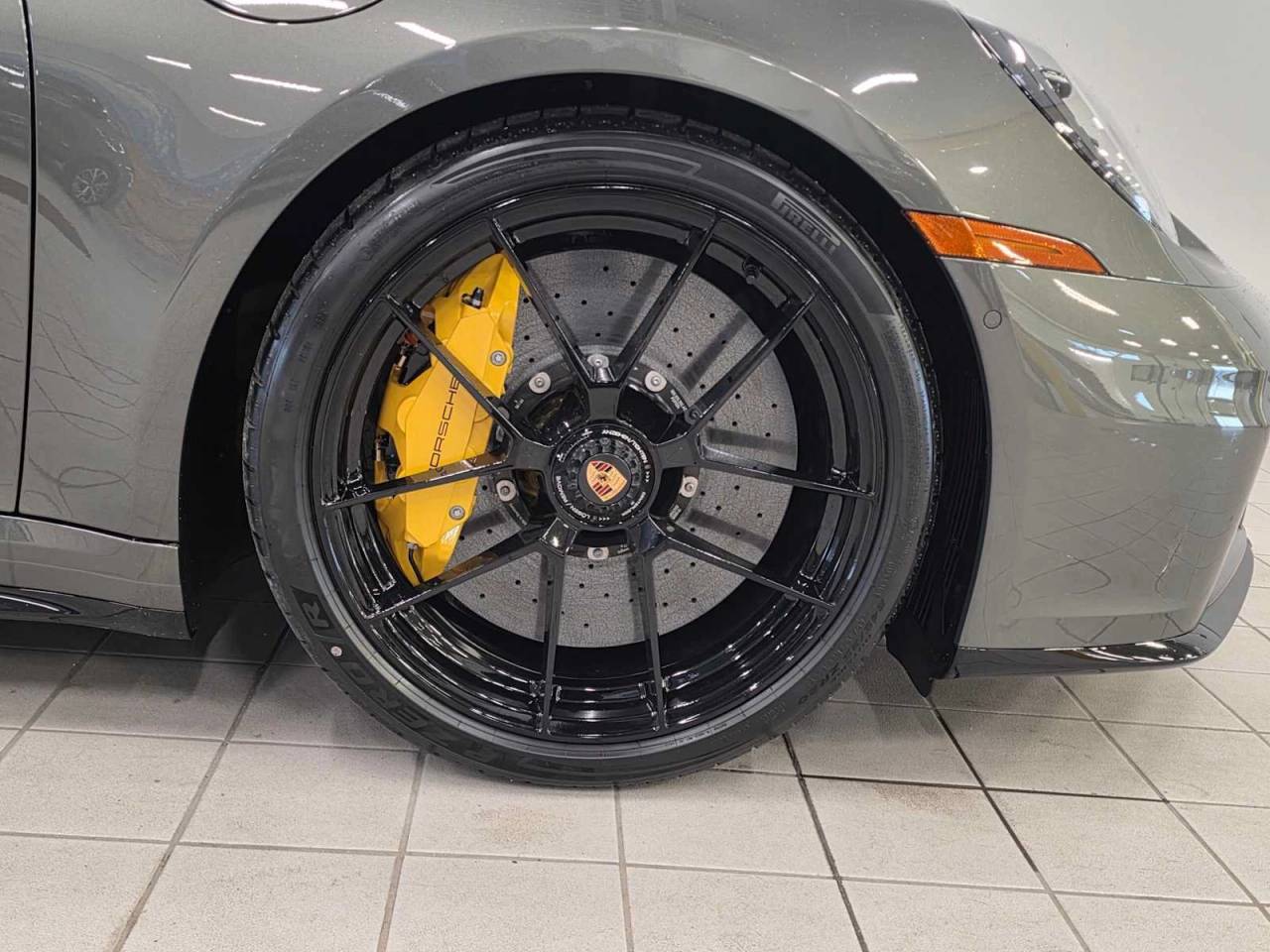 2026 Porsche 911 Carrera 4 GTS