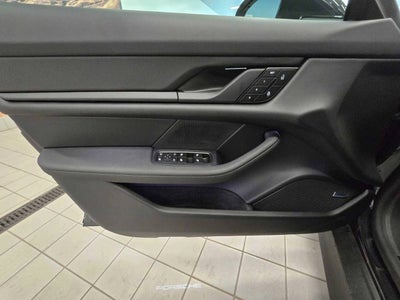 2024 Porsche Taycan 4S