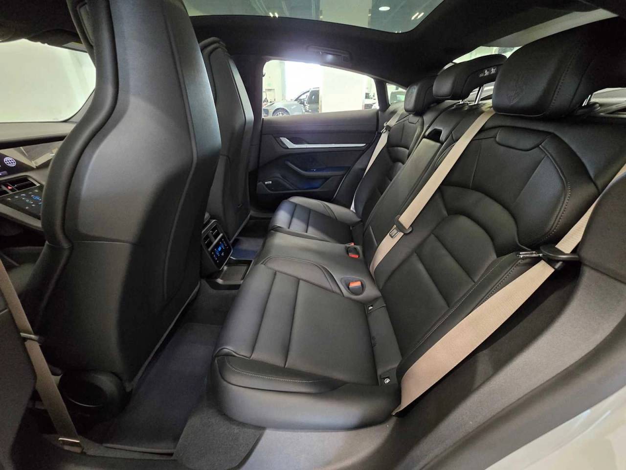 2024 Porsche Taycan 4S