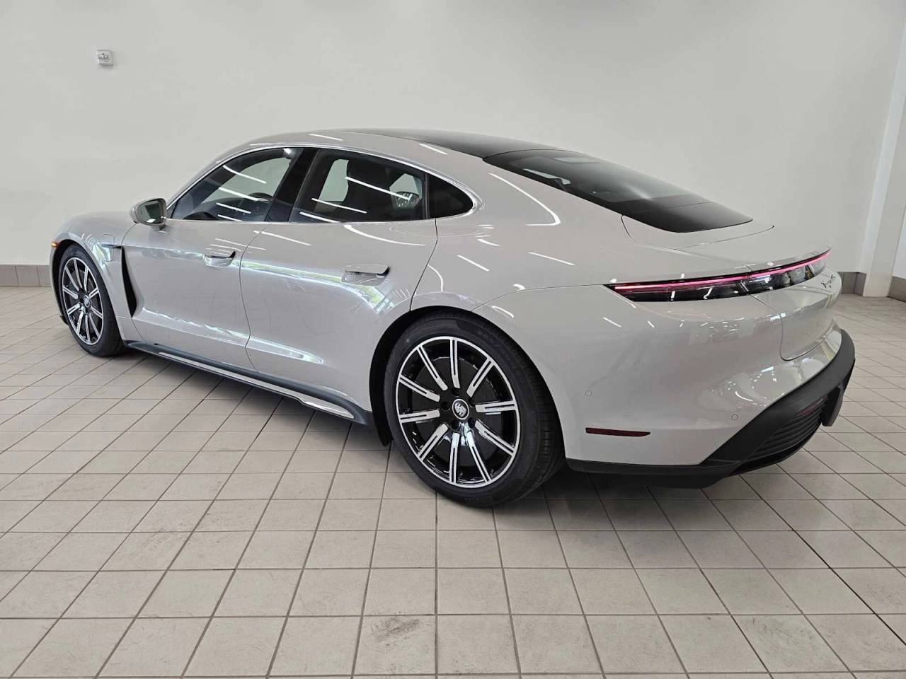 2024 Porsche Taycan 4S