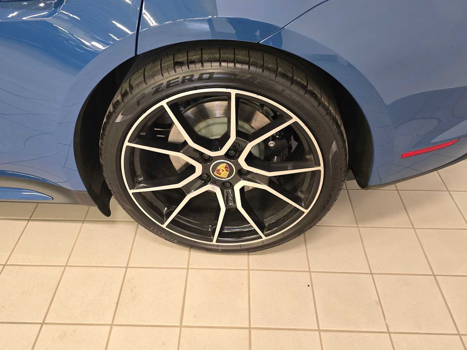 2023 Porsche Taycan 4S