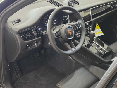 2026 Porsche Macan Macan