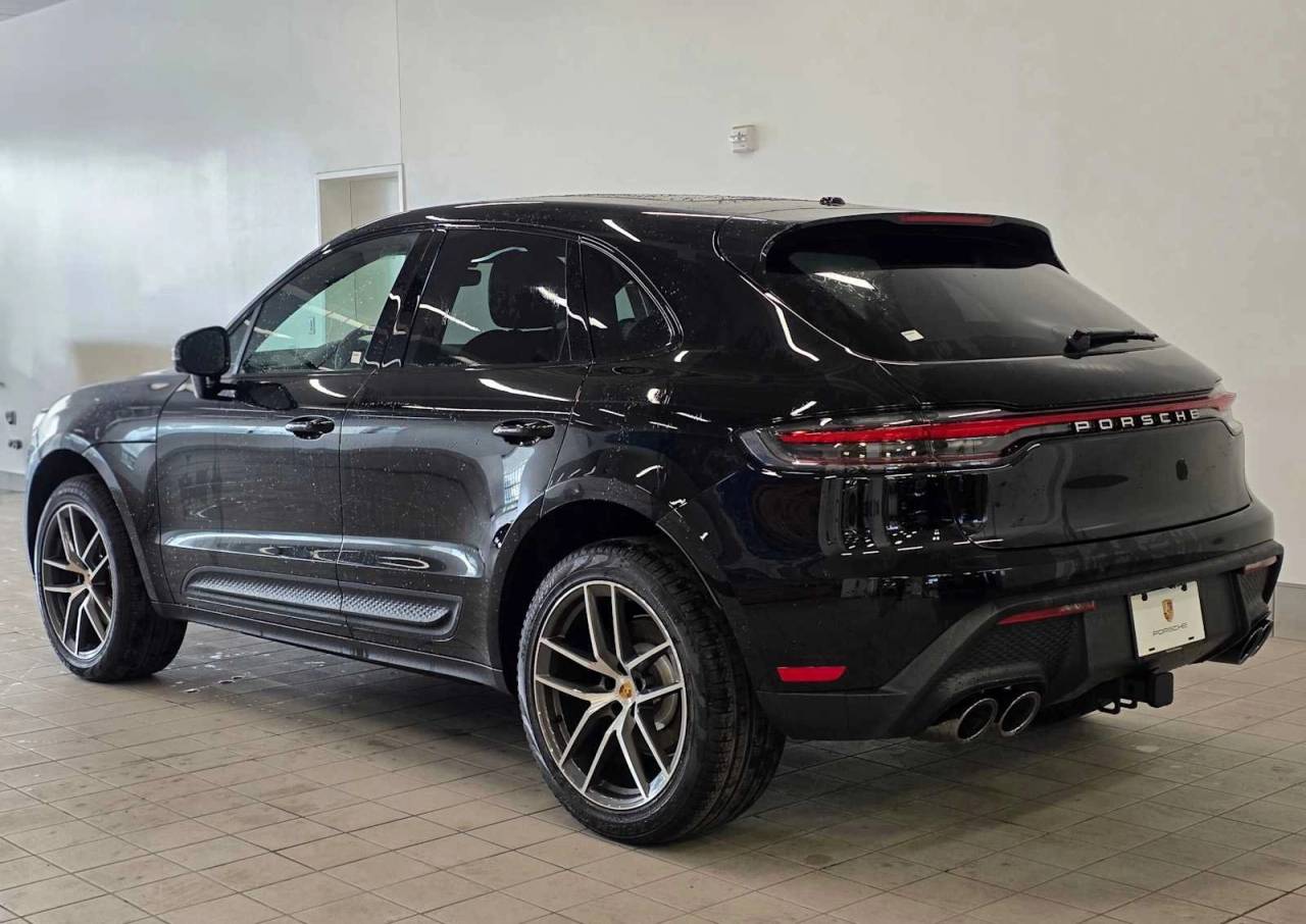 2026 Porsche Macan Macan