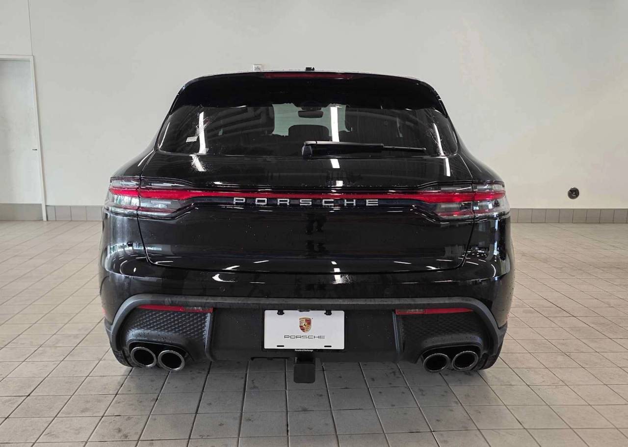 2026 Porsche Macan Macan