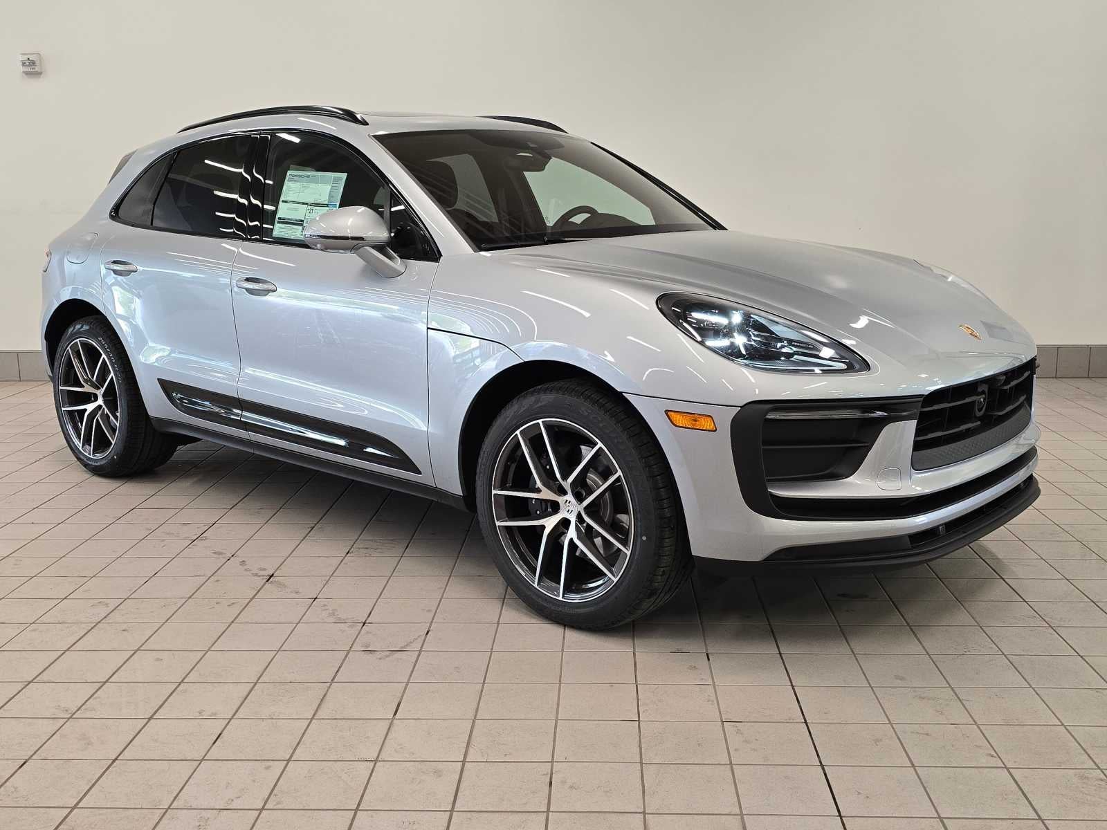 2024 Porsche Macan Base