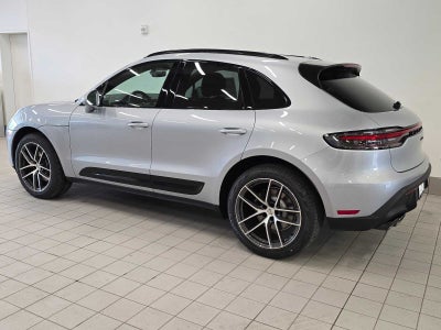 2024 Porsche Macan Base