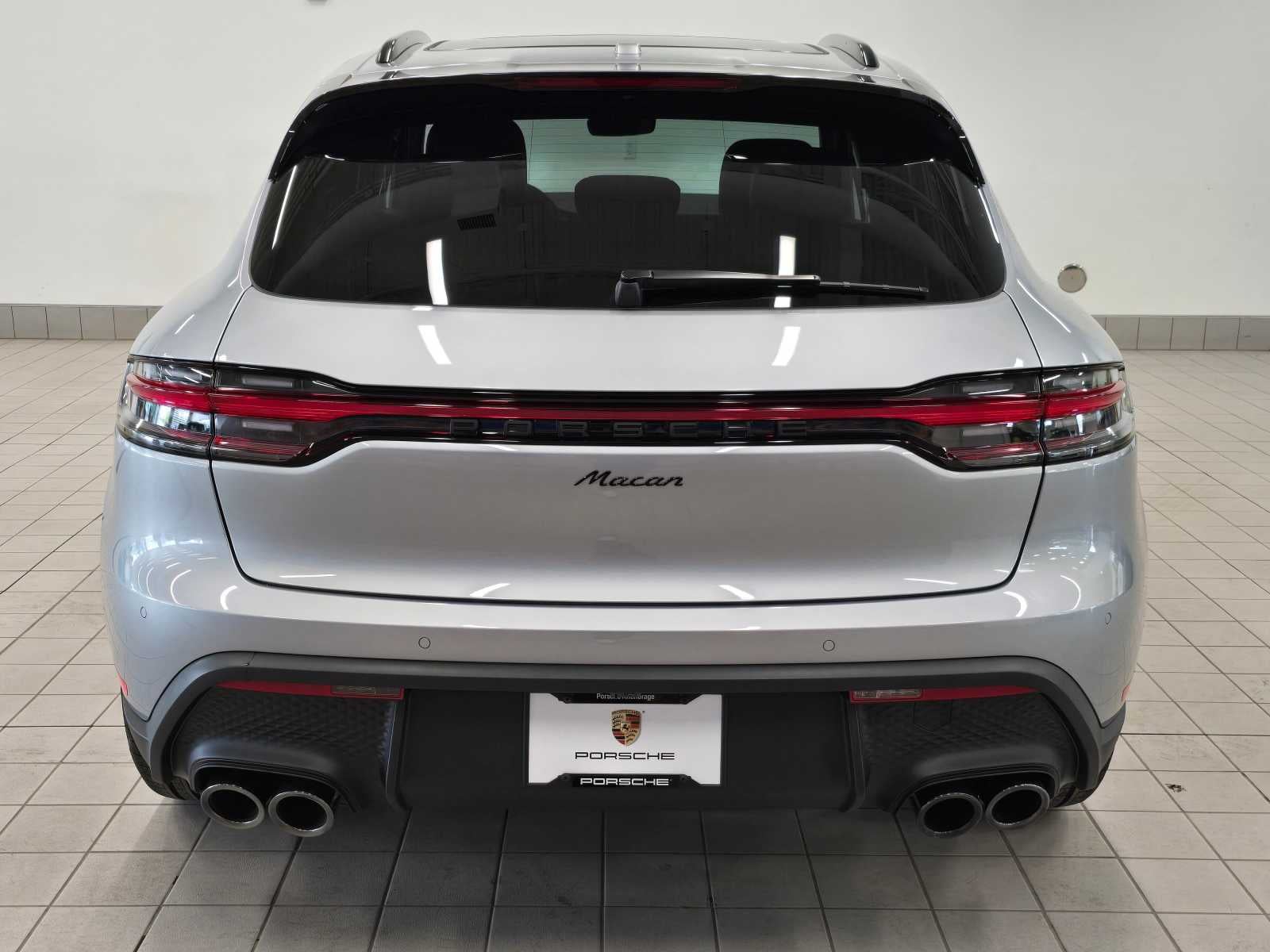 2024 Porsche Macan Base