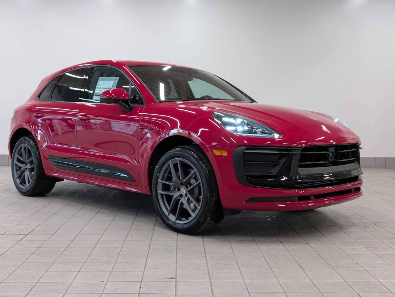 2026 Porsche Macan Base