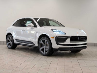 2026 Porsche Macan Base