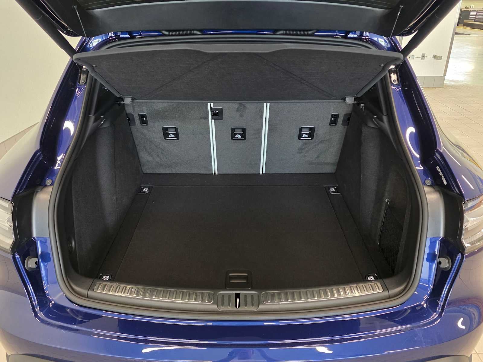 2026 Porsche Macan T