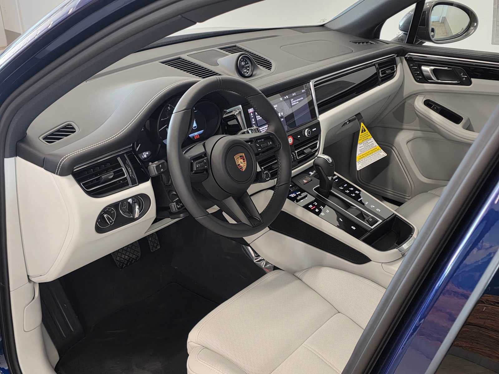 2026 Porsche Macan T