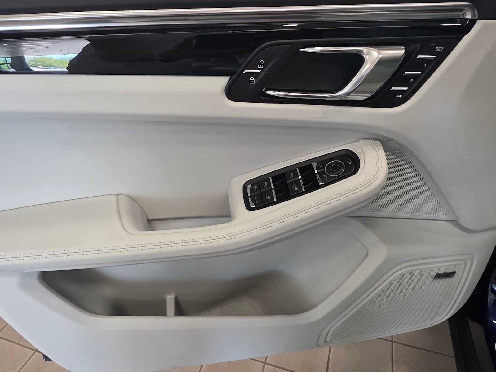 2026 Porsche Macan T