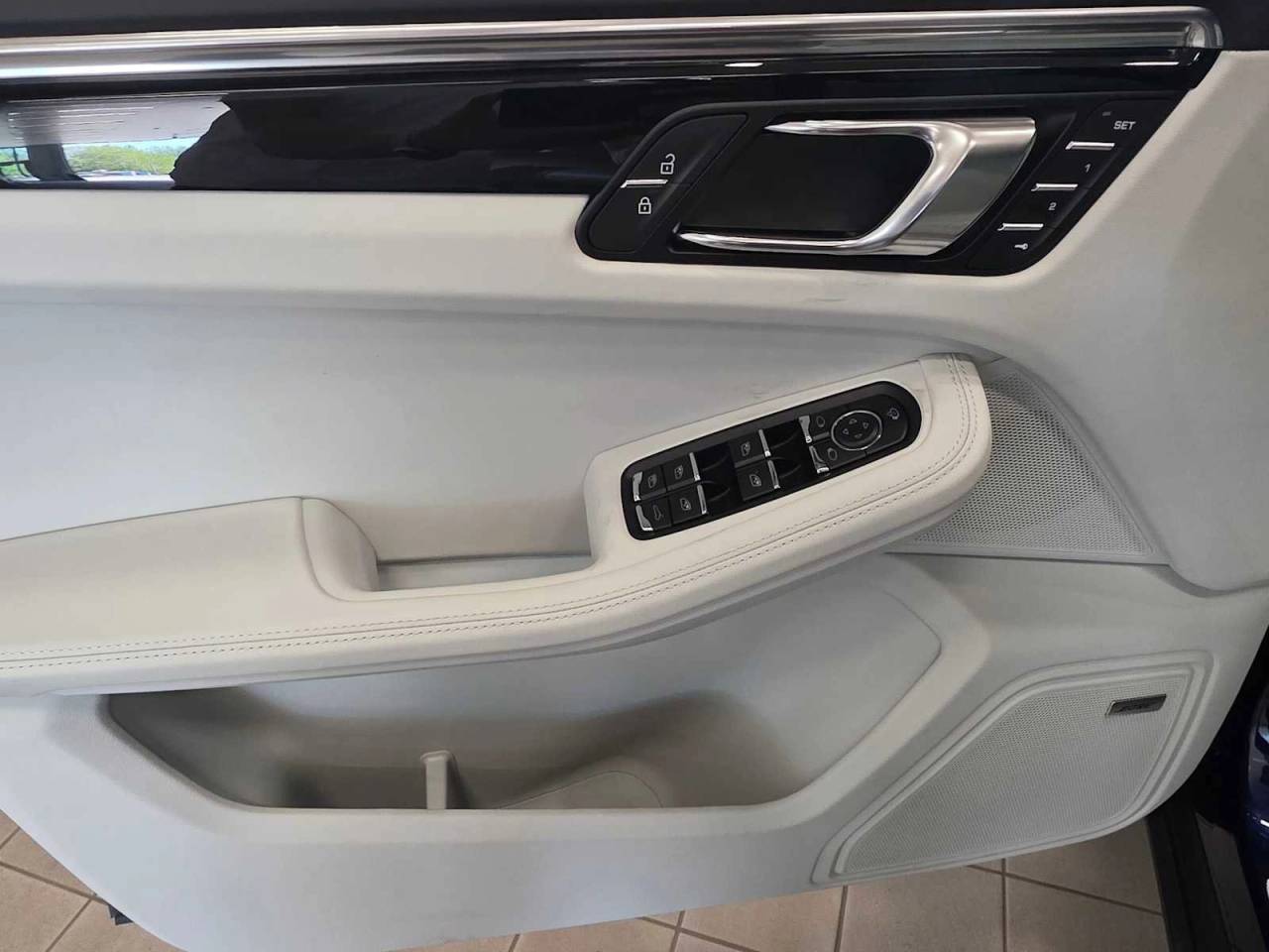 2026 Porsche Macan T
