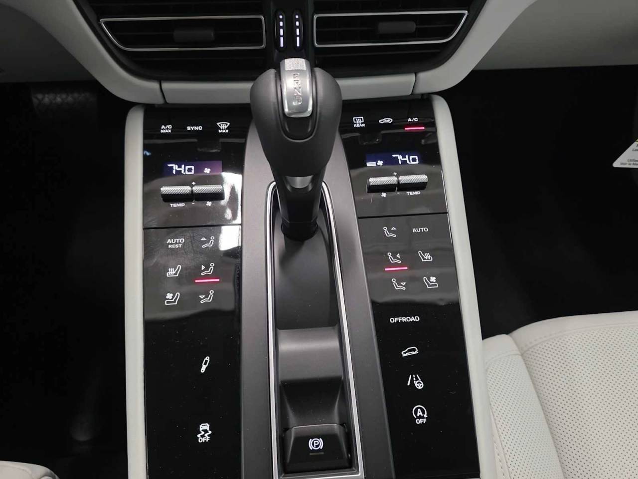2026 Porsche Macan T