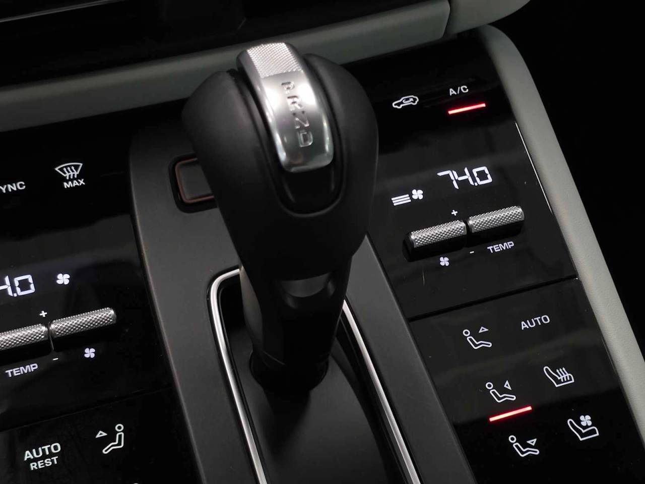 2026 Porsche Macan T