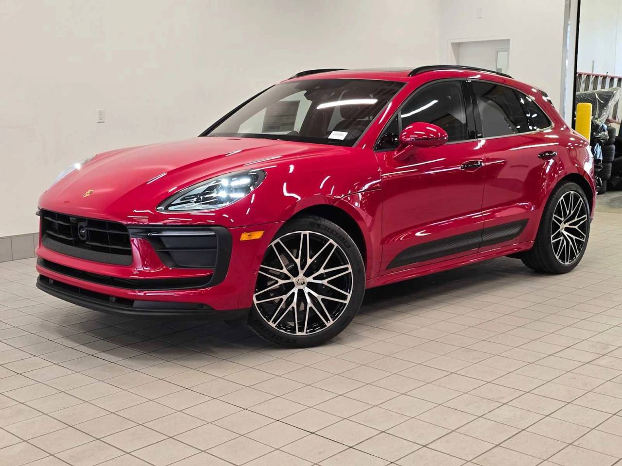 2025 Porsche Macan Base