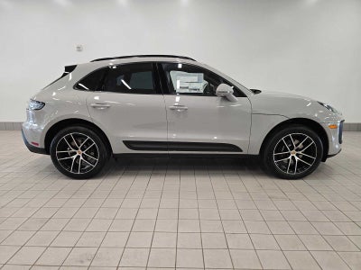 2024 Porsche Macan Base