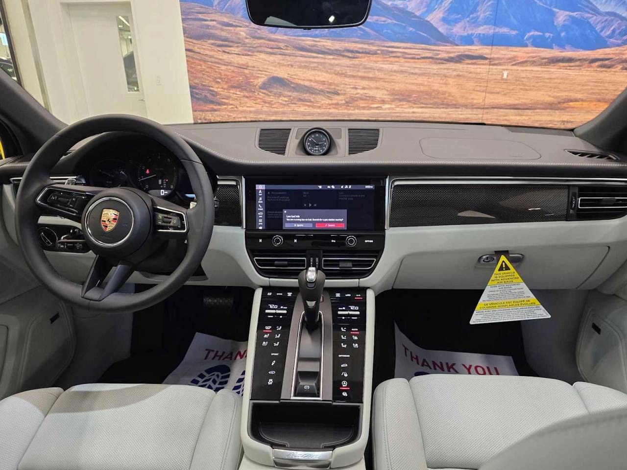 2024 Porsche Macan Base