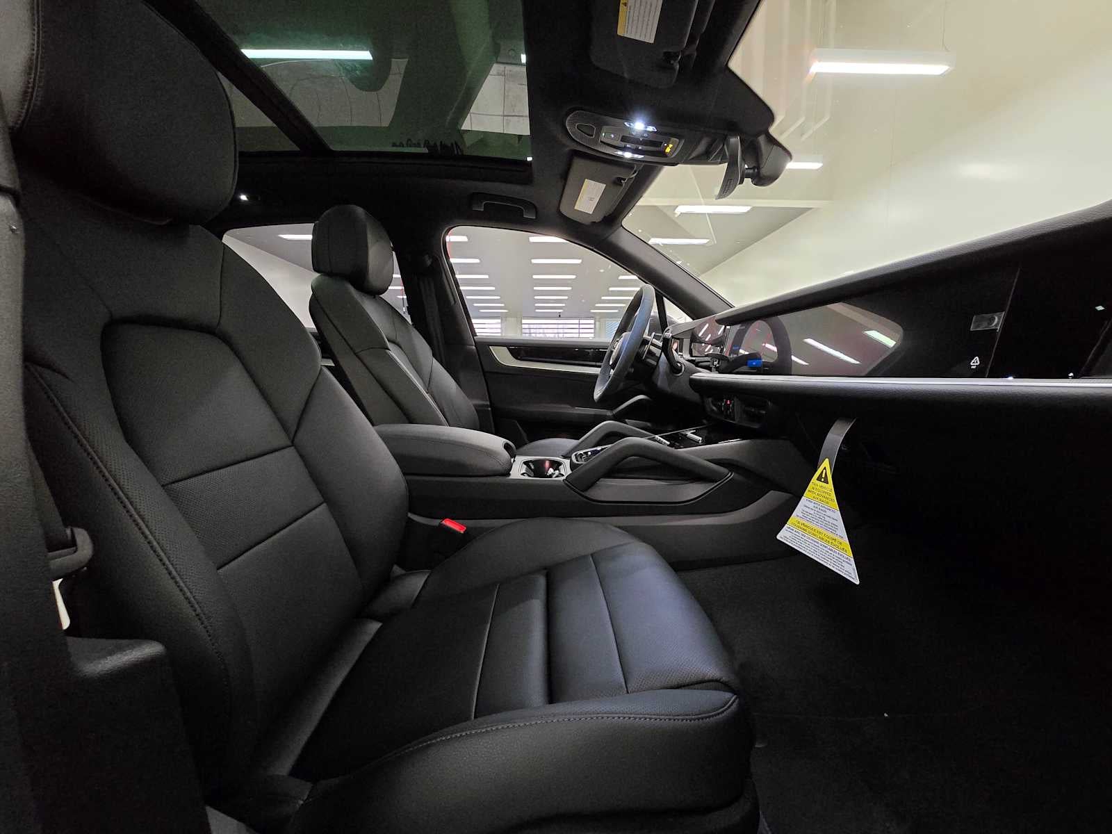 2025 Porsche Cayenne Base
