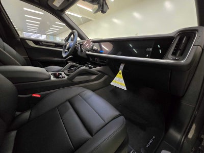 2025 Porsche Cayenne Base