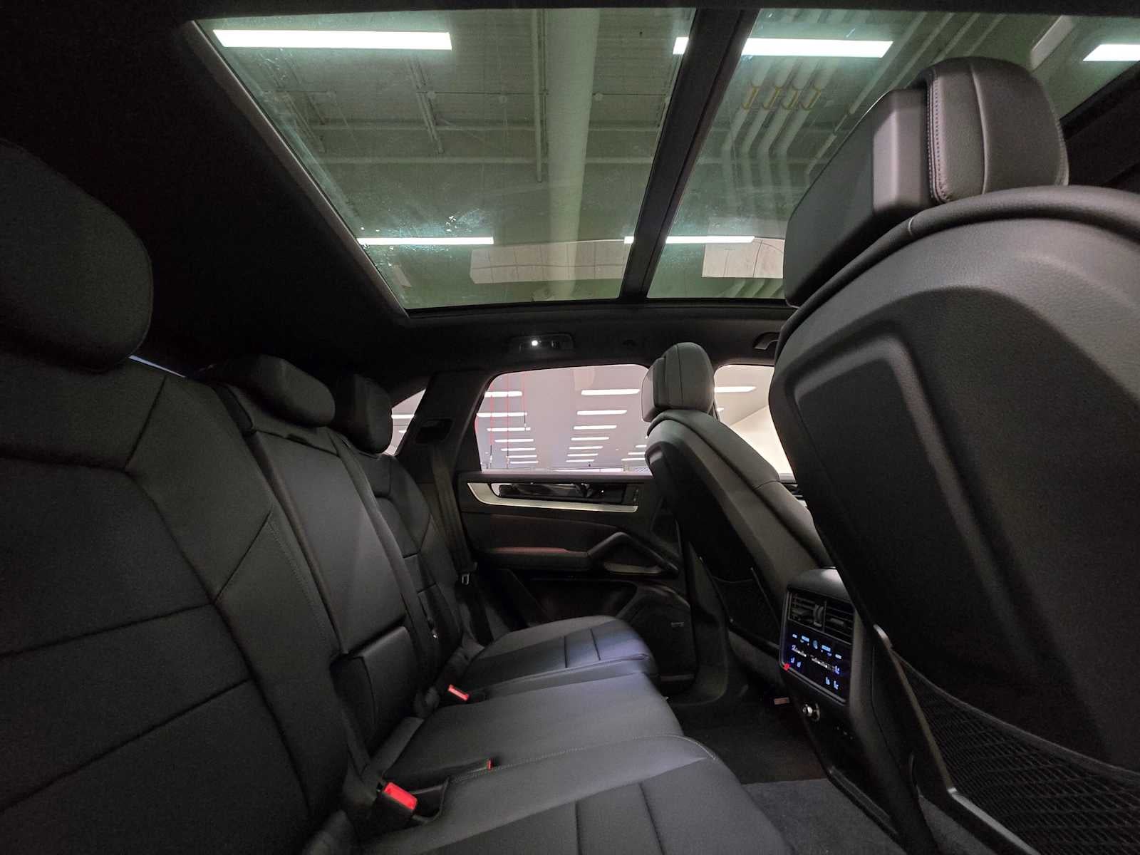2025 Porsche Cayenne Base