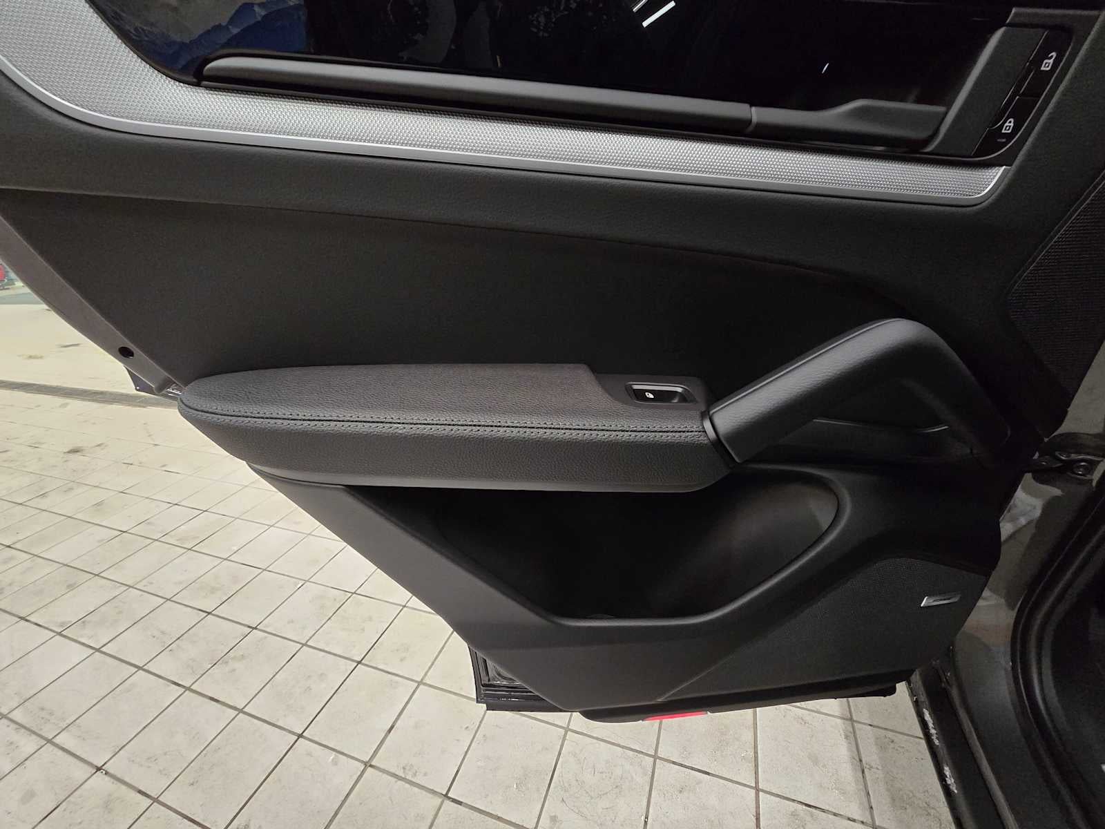 2025 Porsche Cayenne Base