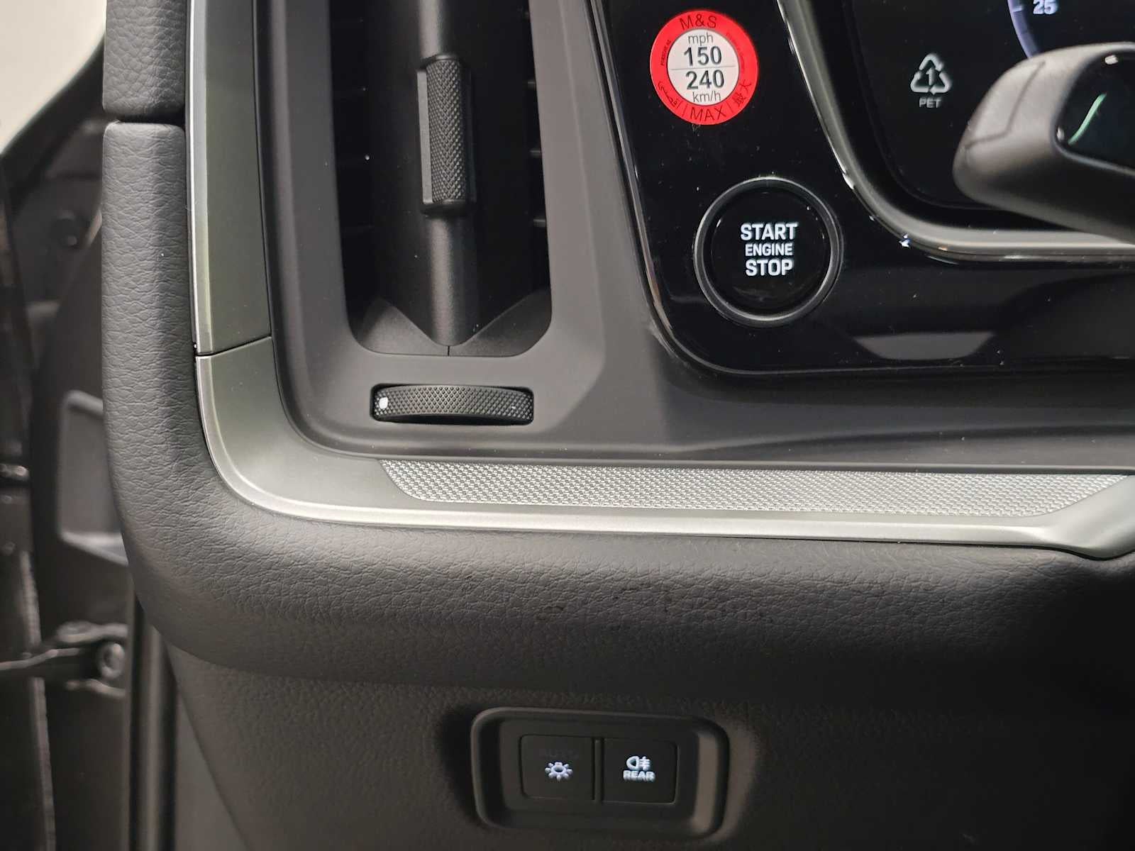 2025 Porsche Cayenne Base