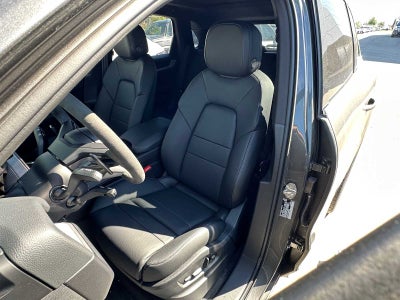2025 Porsche Cayenne Base