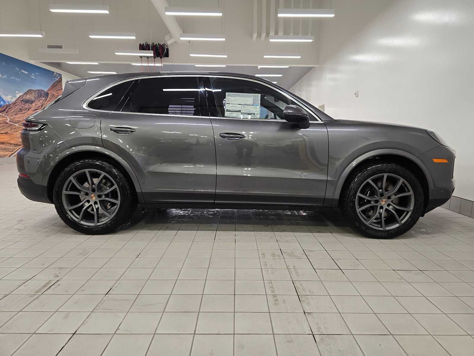 2025 Porsche Cayenne Base