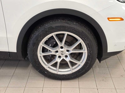 2025 Porsche Cayenne Base