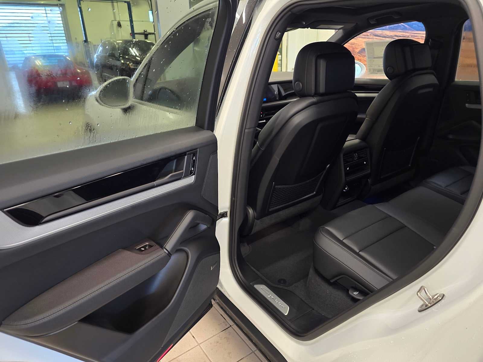 2025 Porsche Cayenne Base