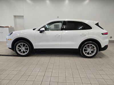 2025 Porsche Cayenne Base