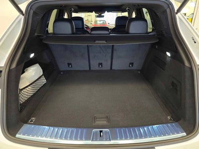 2025 Porsche Cayenne Base