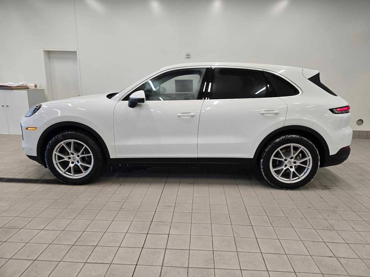 2025 Porsche Cayenne Base