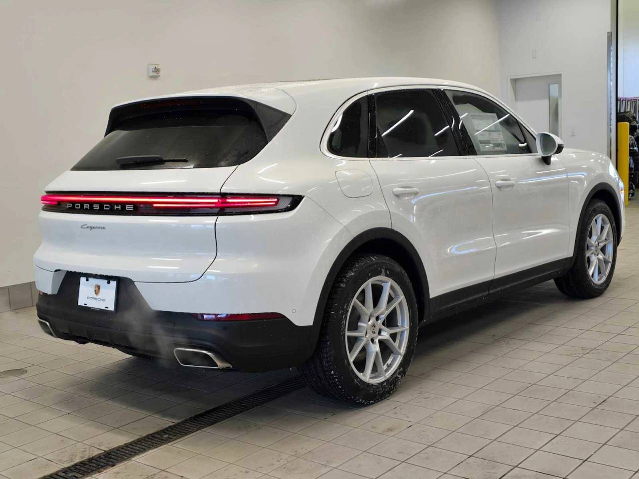 2025 Porsche Cayenne Base