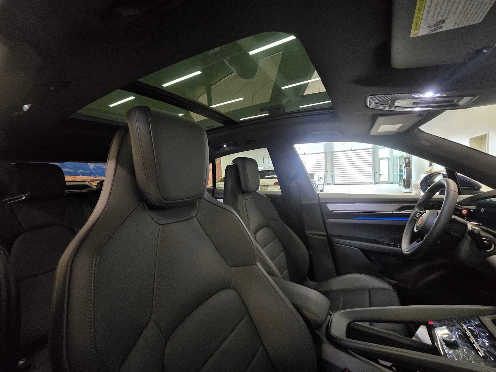 2024 Porsche Macan Electric 4