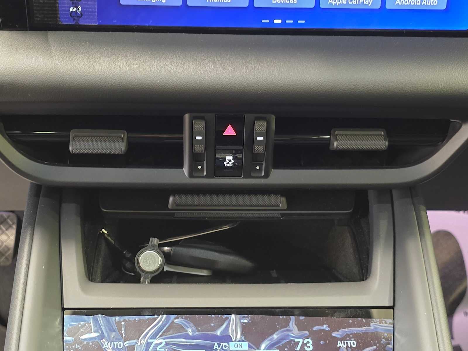 2024 Porsche Macan Electric 4