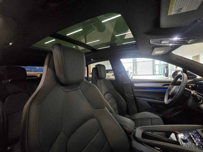 2024 Porsche Macan Electric 4