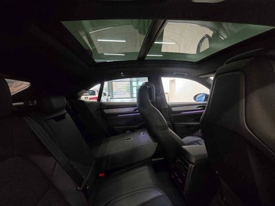 2024 Porsche Macan Electric 4