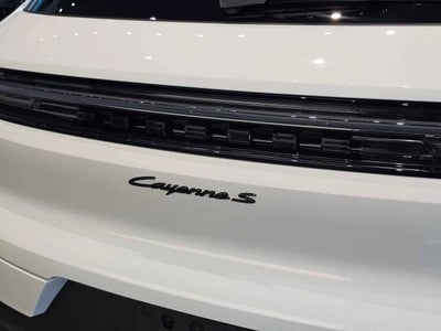 2025 Porsche Cayenne S E-Hybrid