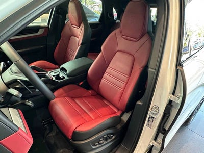 2025 Porsche Cayenne S E-Hybrid