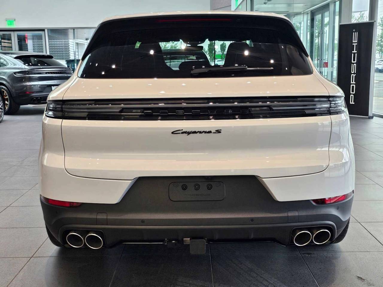 2025 Porsche Cayenne S E-Hybrid