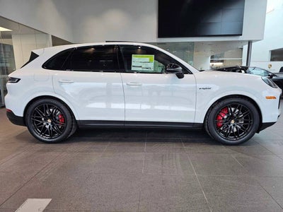 2025 Porsche Cayenne S E-Hybrid