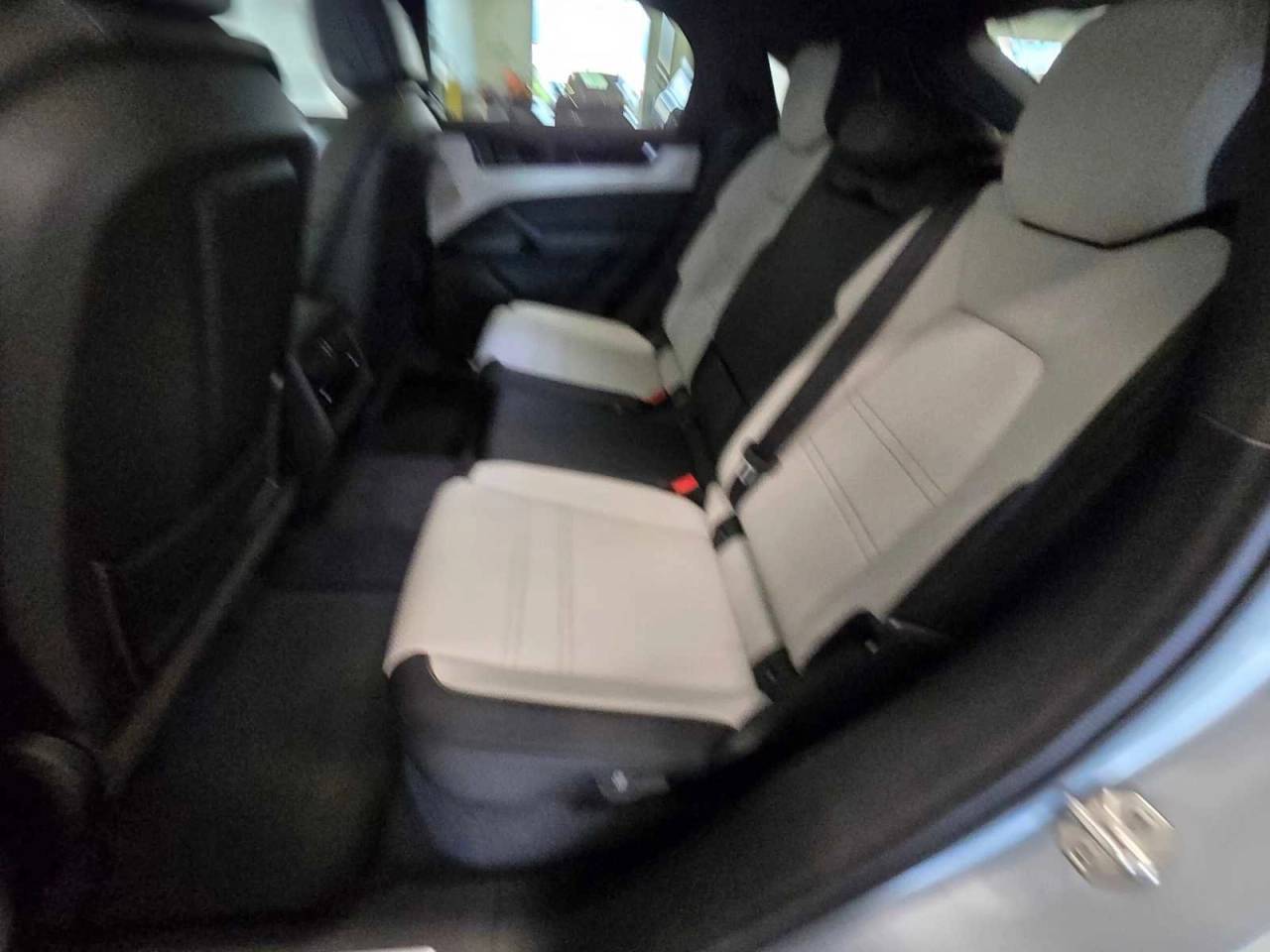 2024 Porsche Cayenne Base