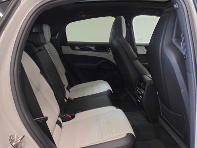 2026 Porsche Cayenne Cayenne Coupe