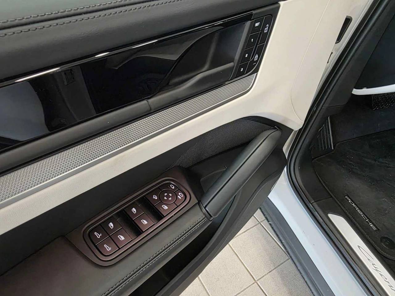 2026 Porsche Cayenne Cayenne Coupe