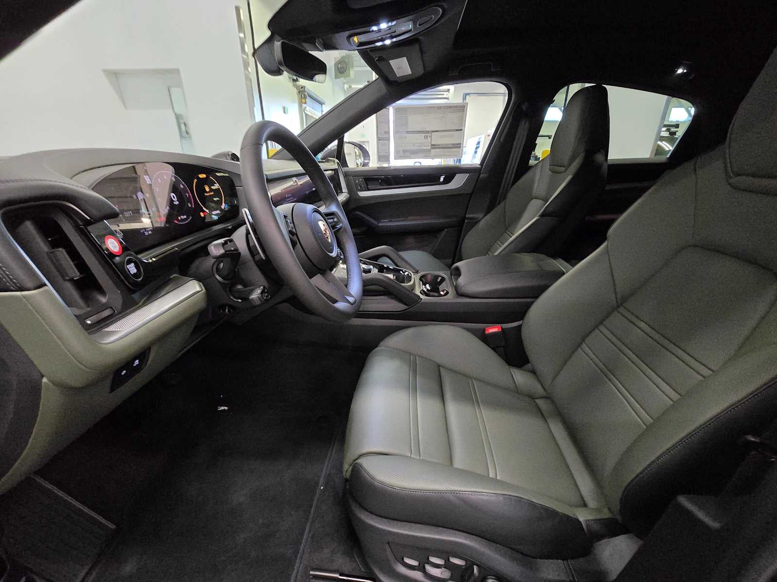 2024 Porsche Cayenne Base