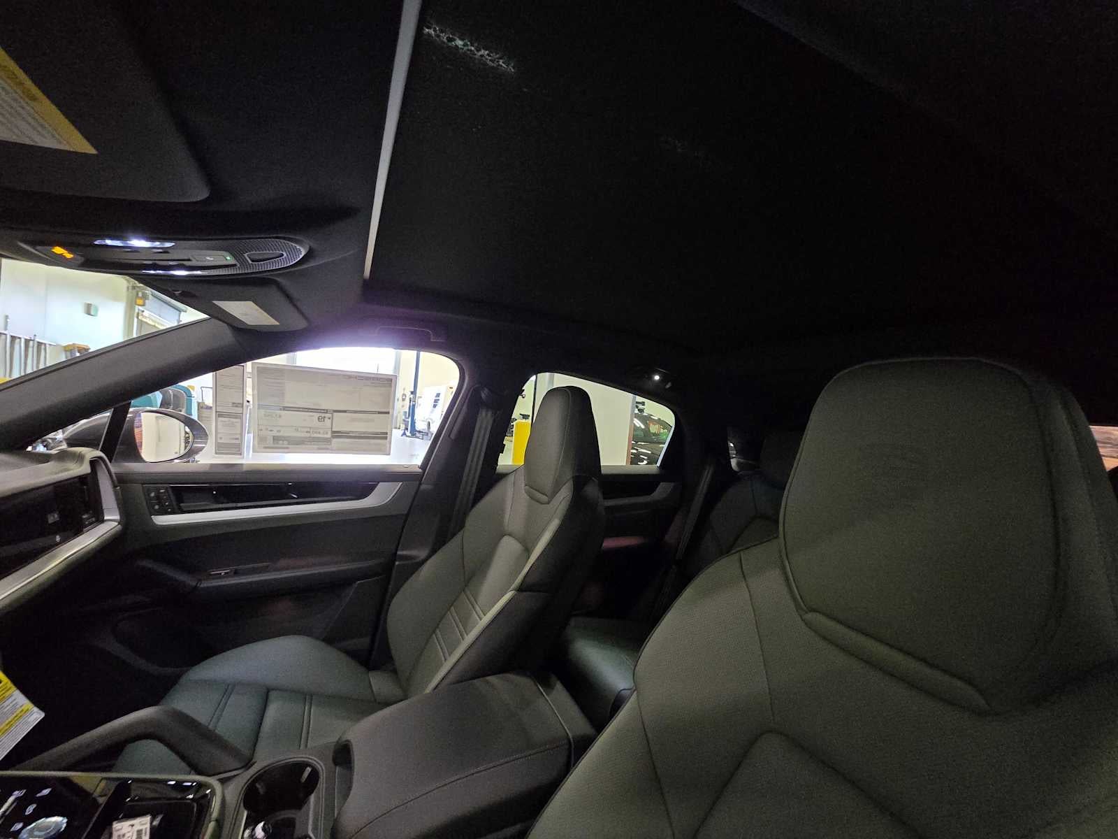 2024 Porsche Cayenne Base