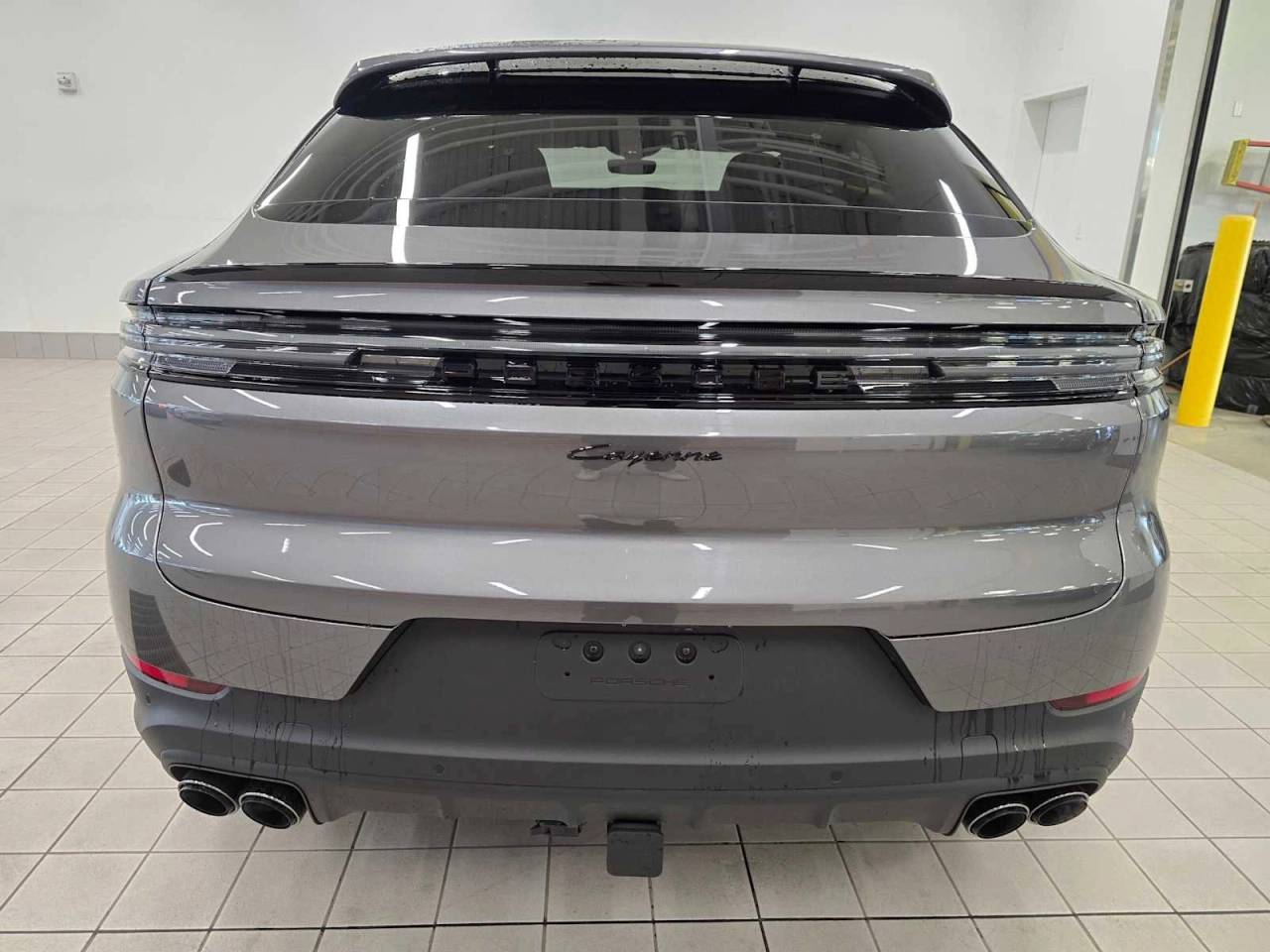 2024 Porsche Cayenne Base